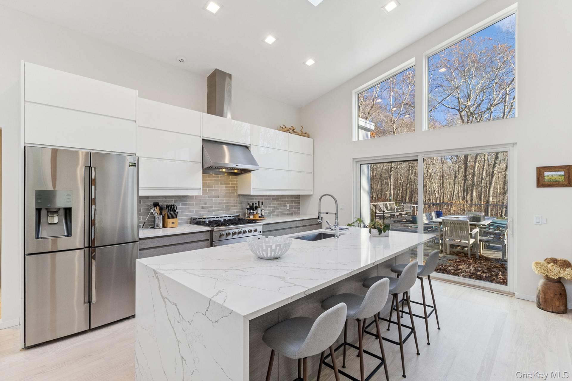 #12 photo, 56 N Woods Lane, 롱 아일랜드 East Hampton , NY 11937