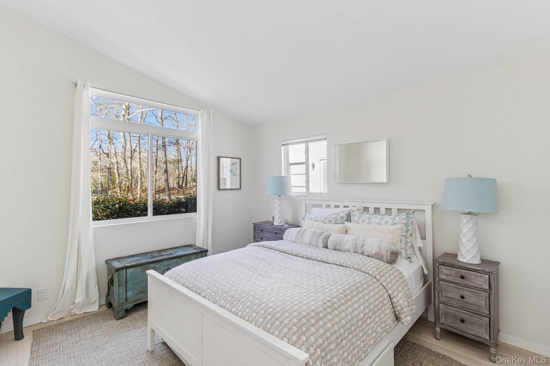 #16 photo, 56 N Woods Lane, 롱 아일랜드 East Hampton , NY 11937