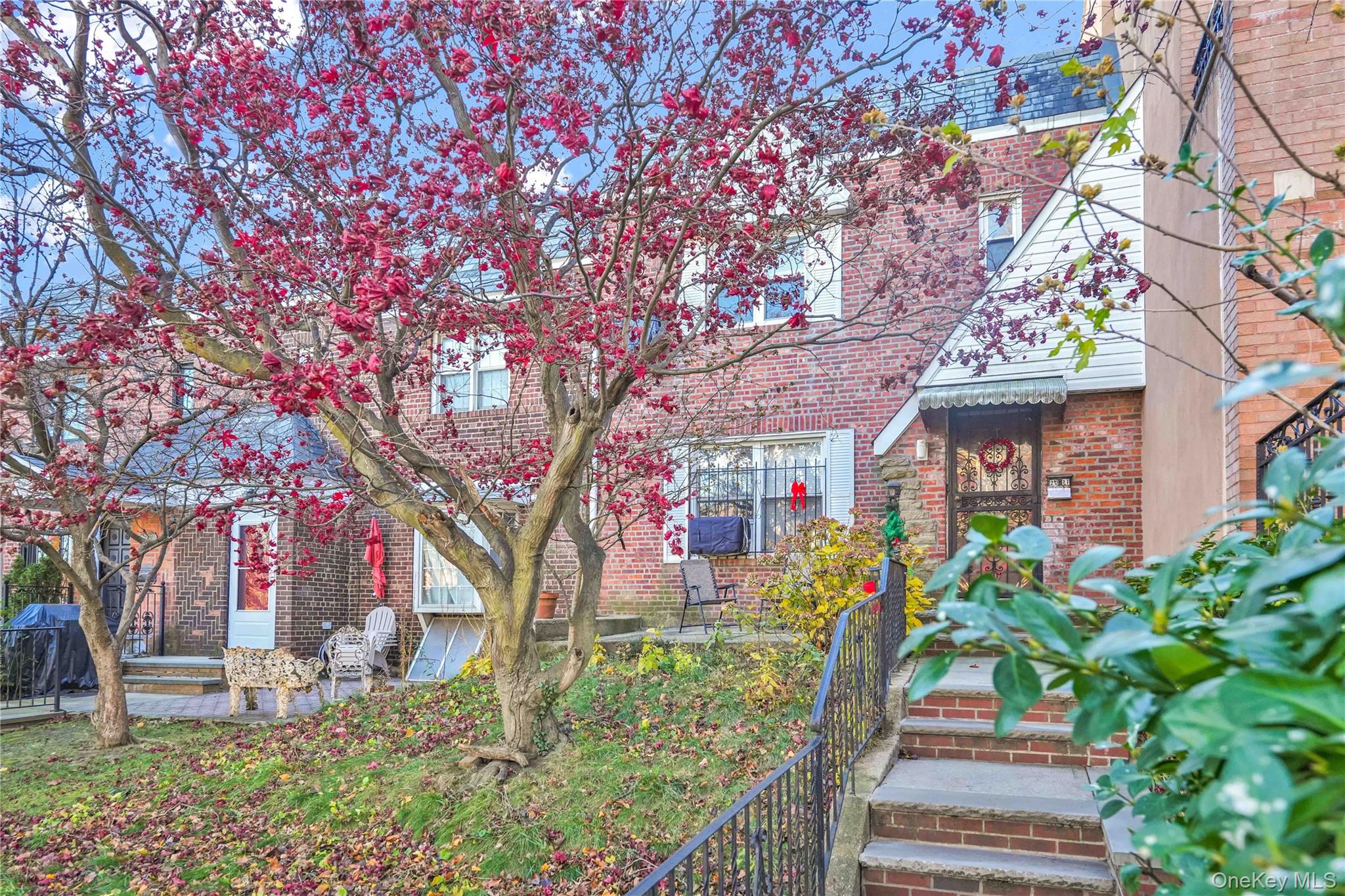 #9 photo, 20-11 35th Street, קווינס Astoria , NY 11105