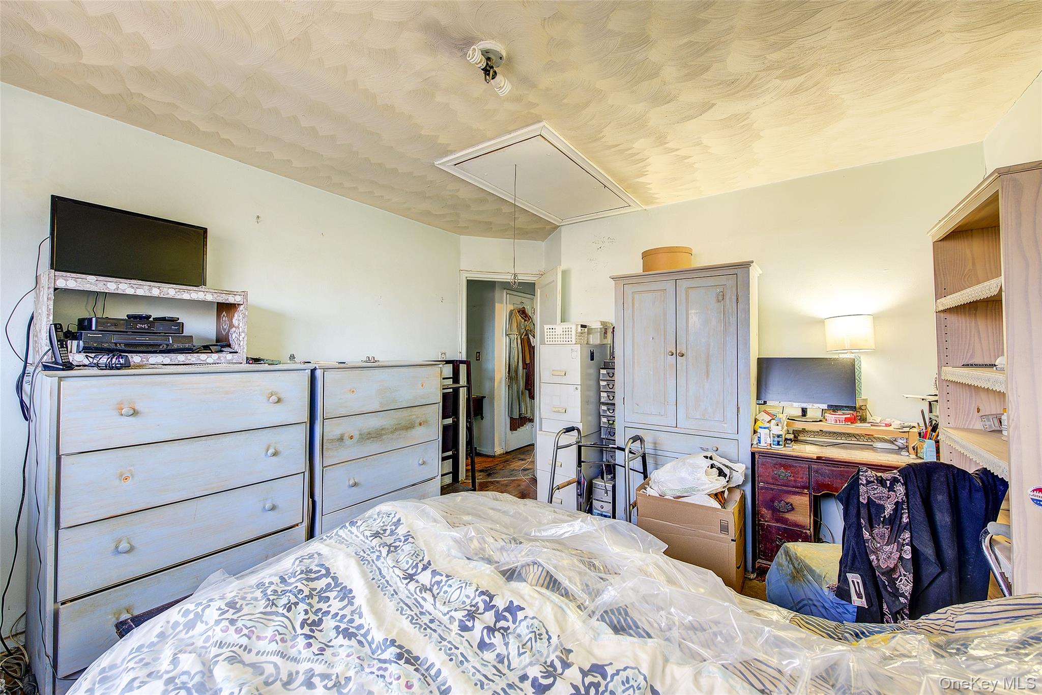 #14 photo, 216-76 68TH Avenue, Куинс ‖ Oakland Gardens , NY 11364