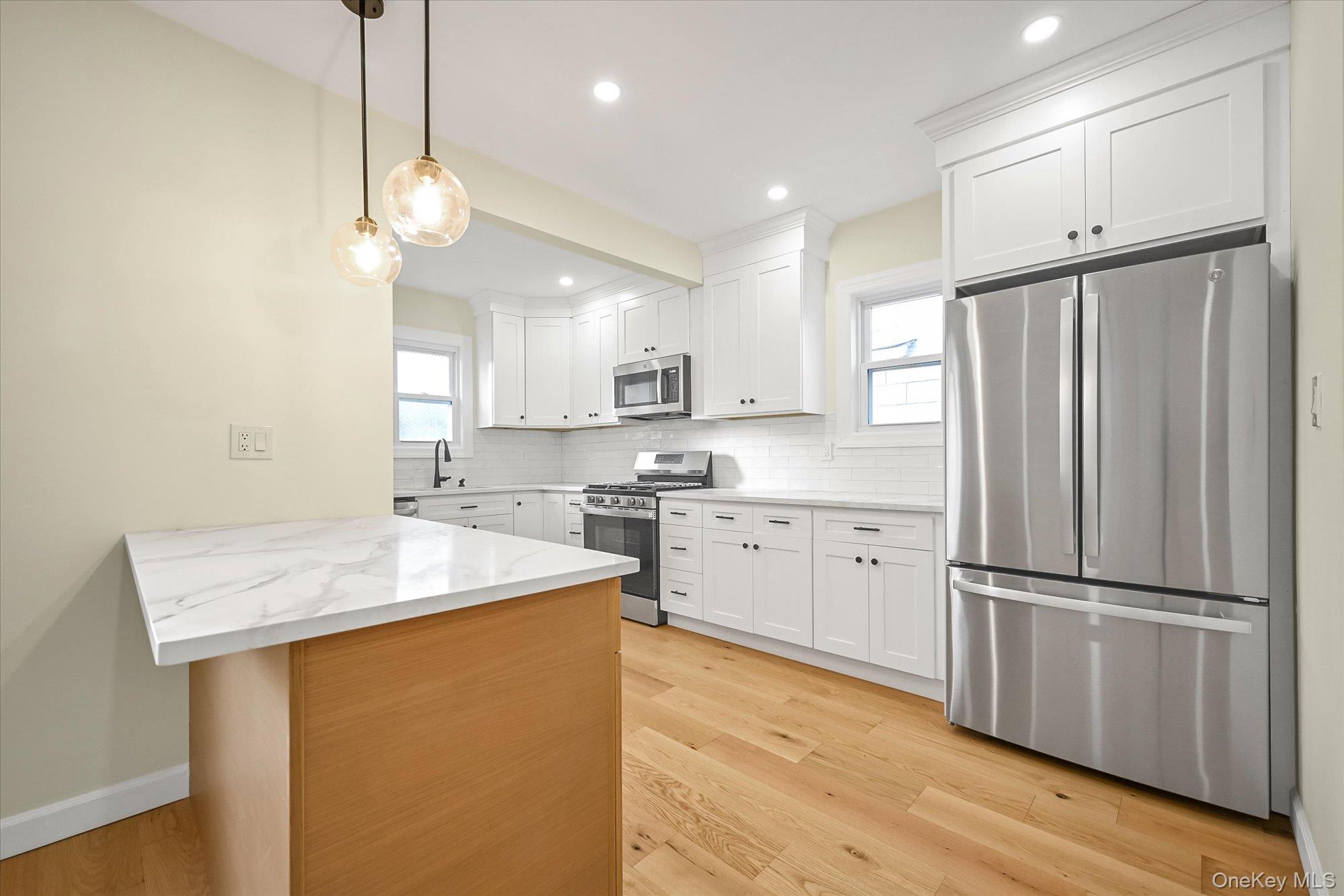 #8 photo, 86-30 233rd Street, 뉴욕퀸즈 Bellerose , NY 11427