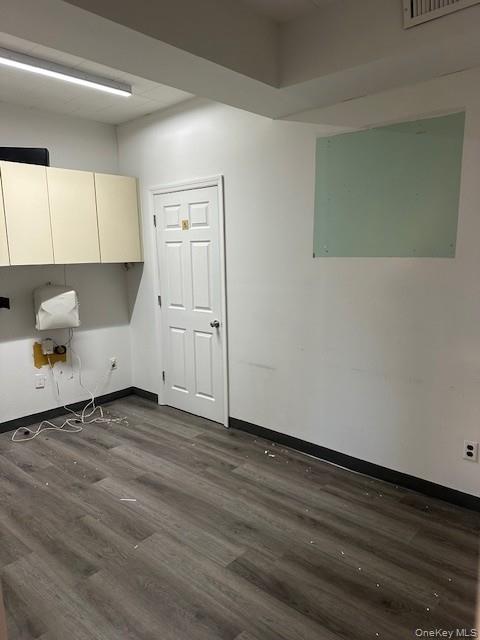 #13 photo, 1745 Merrick Avenue, Merrick , NY 11566