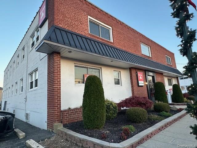 #3 photo, 1745 Merrick Avenue, Merrick , NY 11566