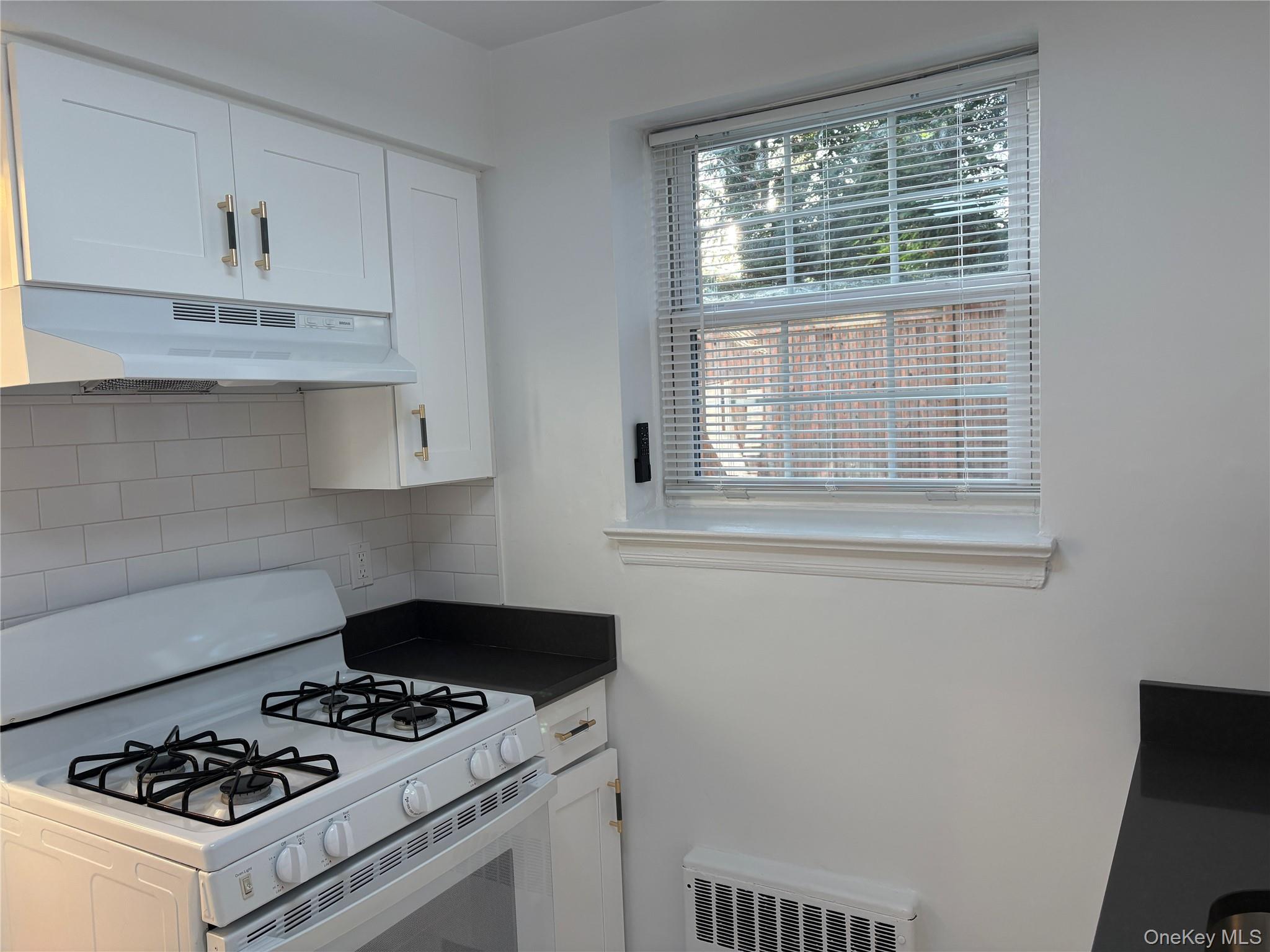 #8 photo, 291 Manville Road, Pleasantville , NY 10570