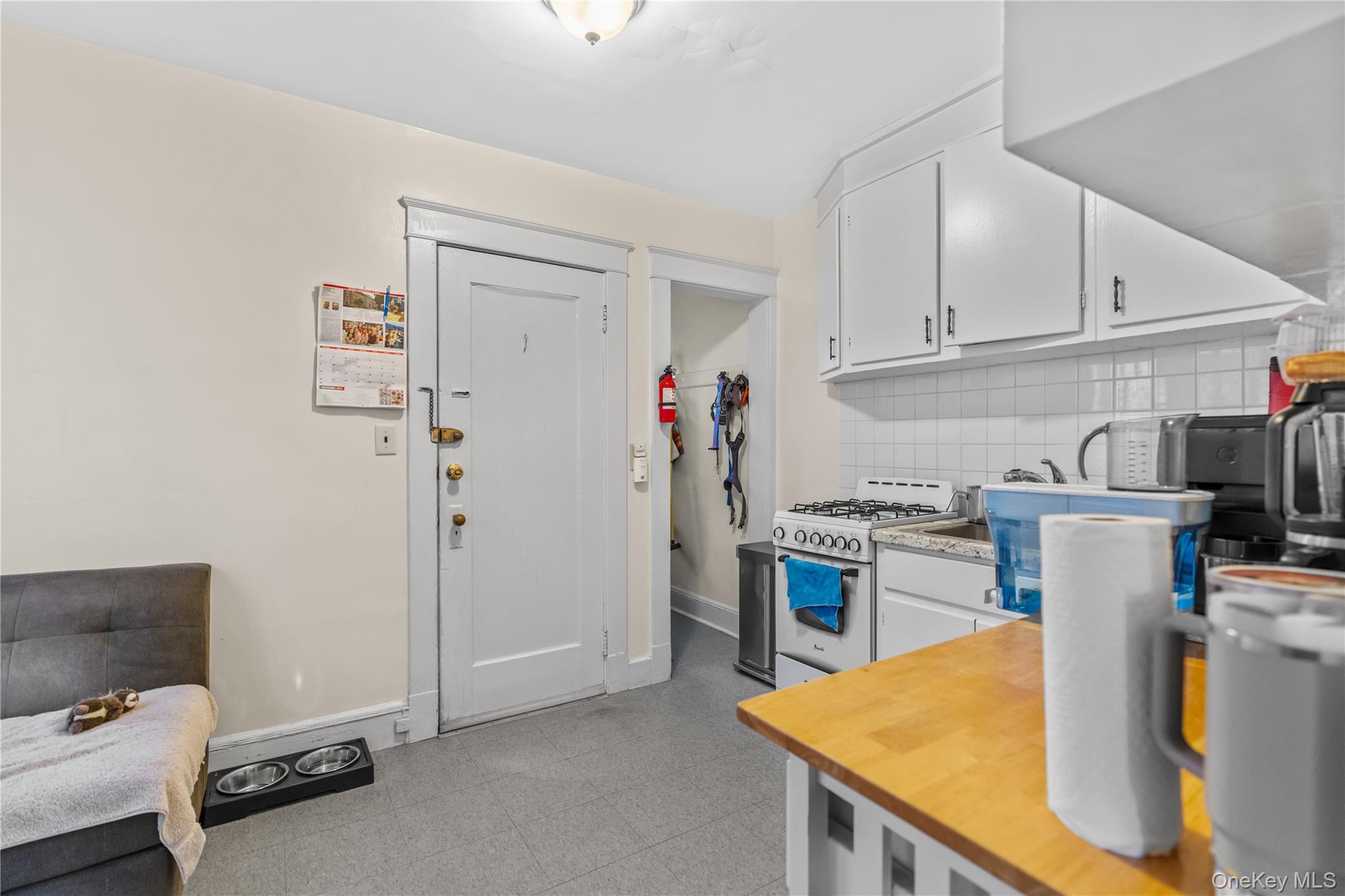 #6 photo, 63 Grant Avenue, White Plains , NY 10603