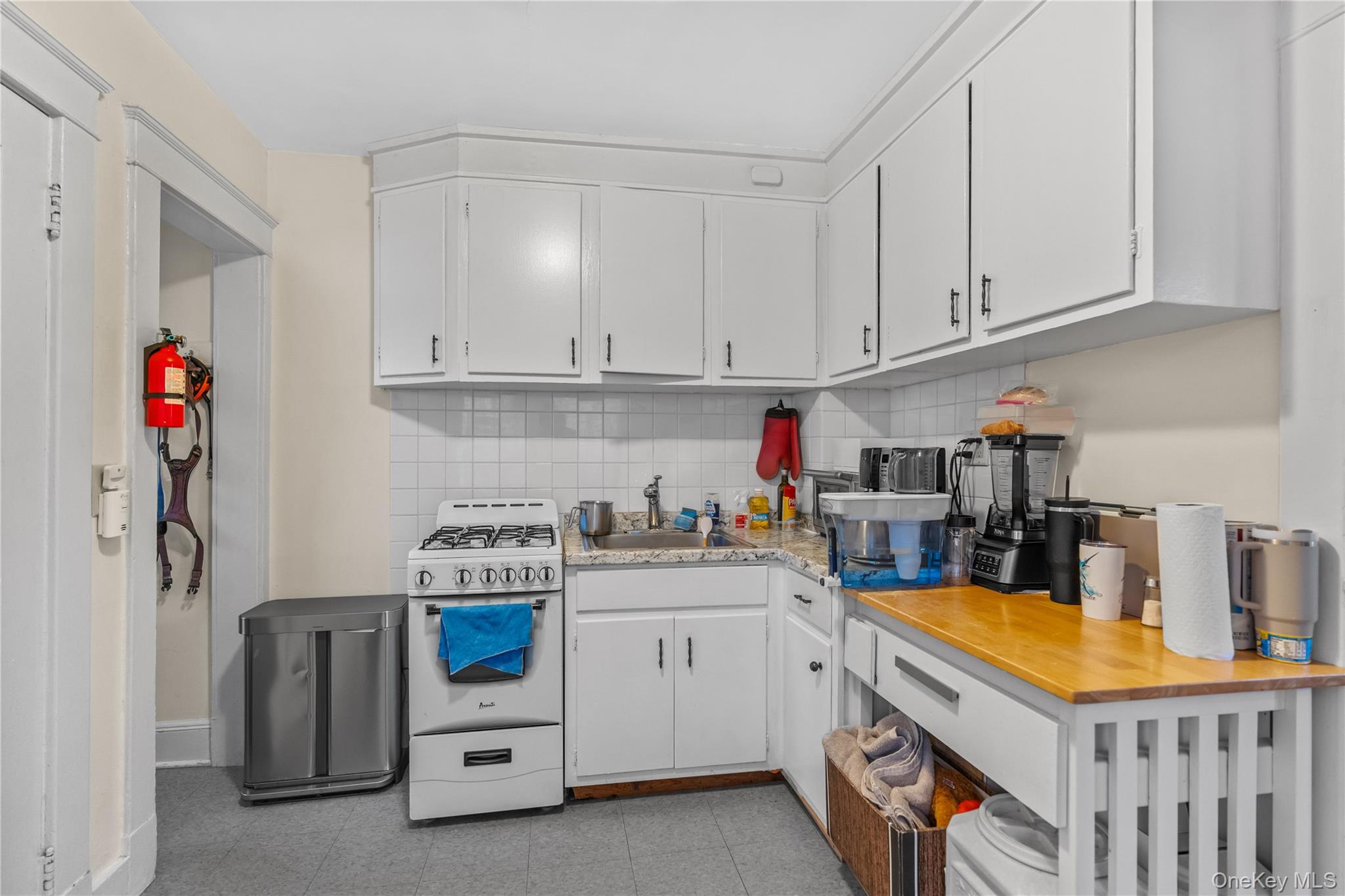 #7 photo, 63 Grant Avenue, White Plains , NY 10603