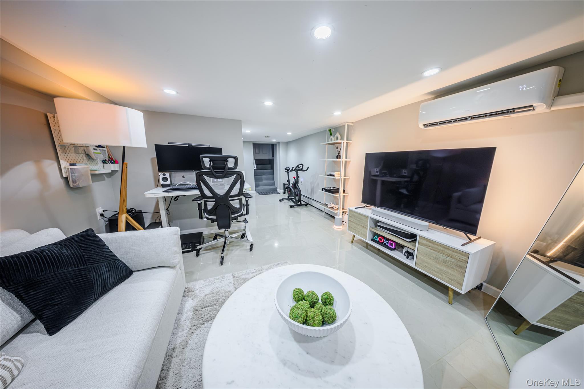 #12 photo, 153-36 118th Avenue, Jamaica , NY 11434