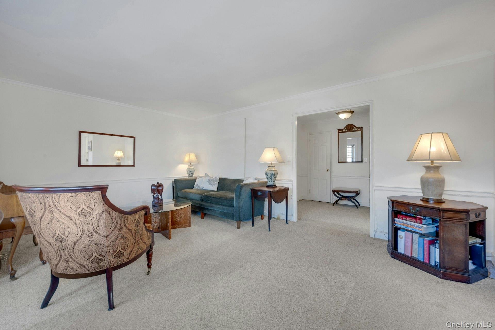 #4 photo, 7 Chateaux Circle, 纽约州 Scarsdale , NY 10583