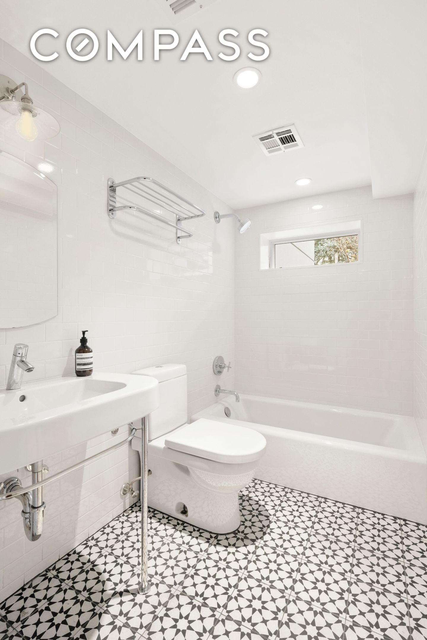 #9 photo, 203 Huntington Street, Carroll Gardens , NY 11231