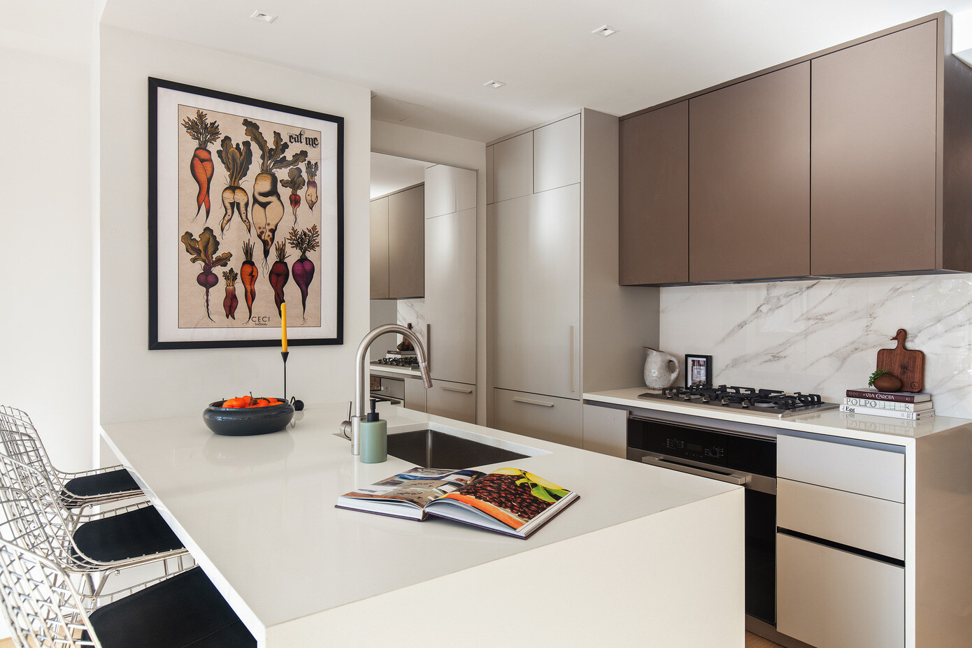 #6 photo, 650 E 6TH Street, East Village , NY 10009