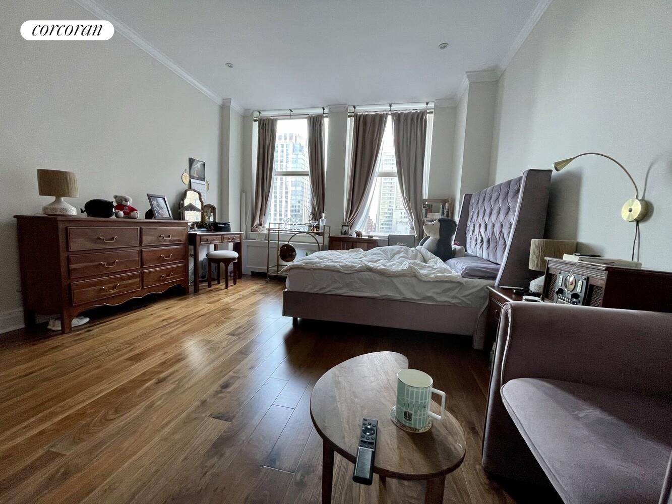 #4 photo, New York City, Yorkville , NY 10028