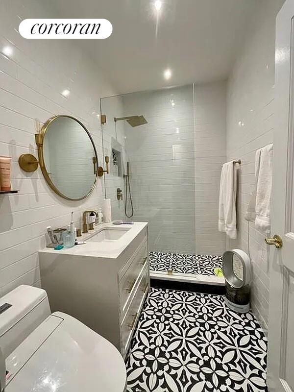 #6 photo, New York City, Yorkville , NY 10028