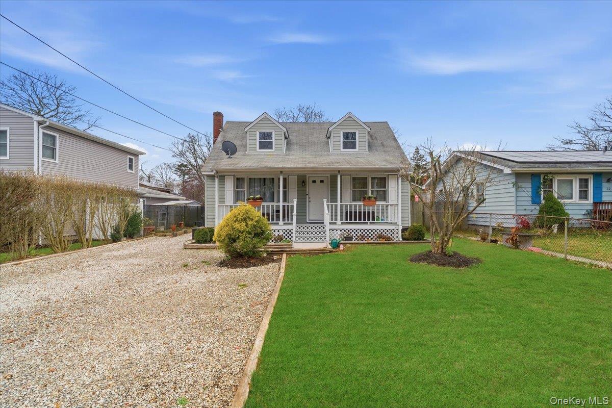 #2 photo, 30 George Drive, सफ़ोक काउंटी Mastic , NY 11950