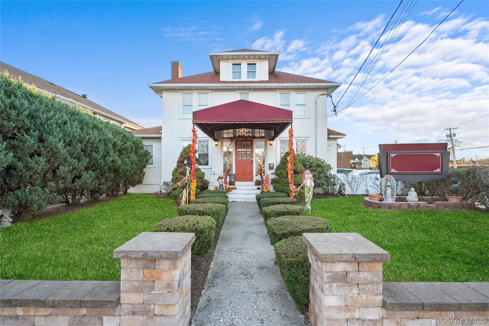 #1 photo, 70 Park Avenue, Bay Shore , NY 11706