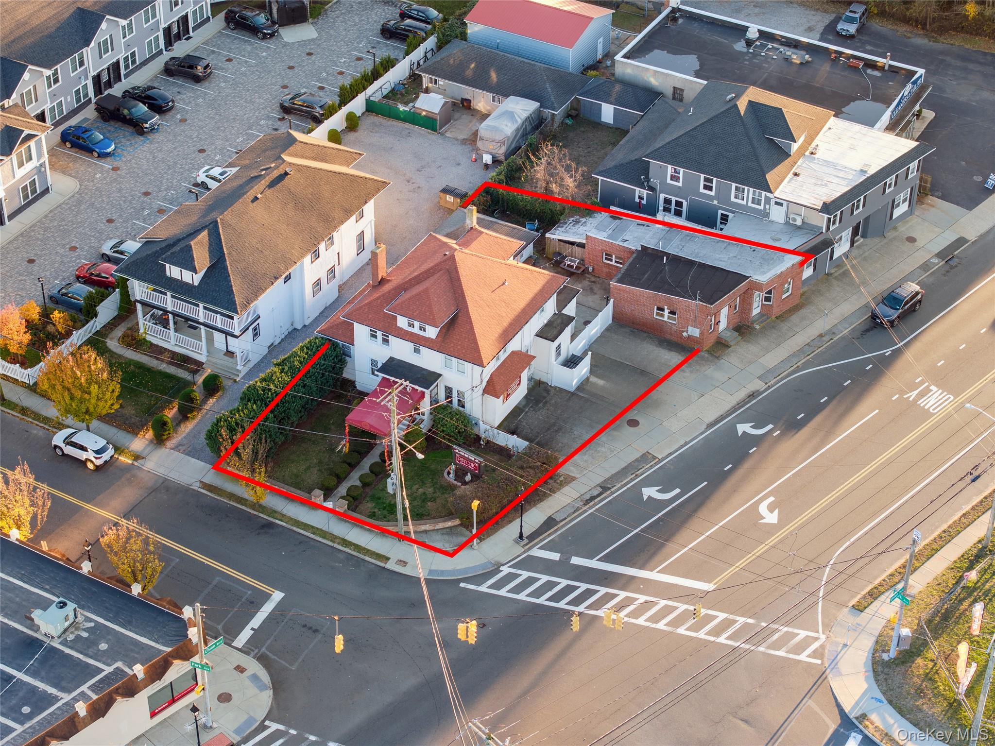 #5 photo, 70 Park Avenue, Bay Shore , NY 11706