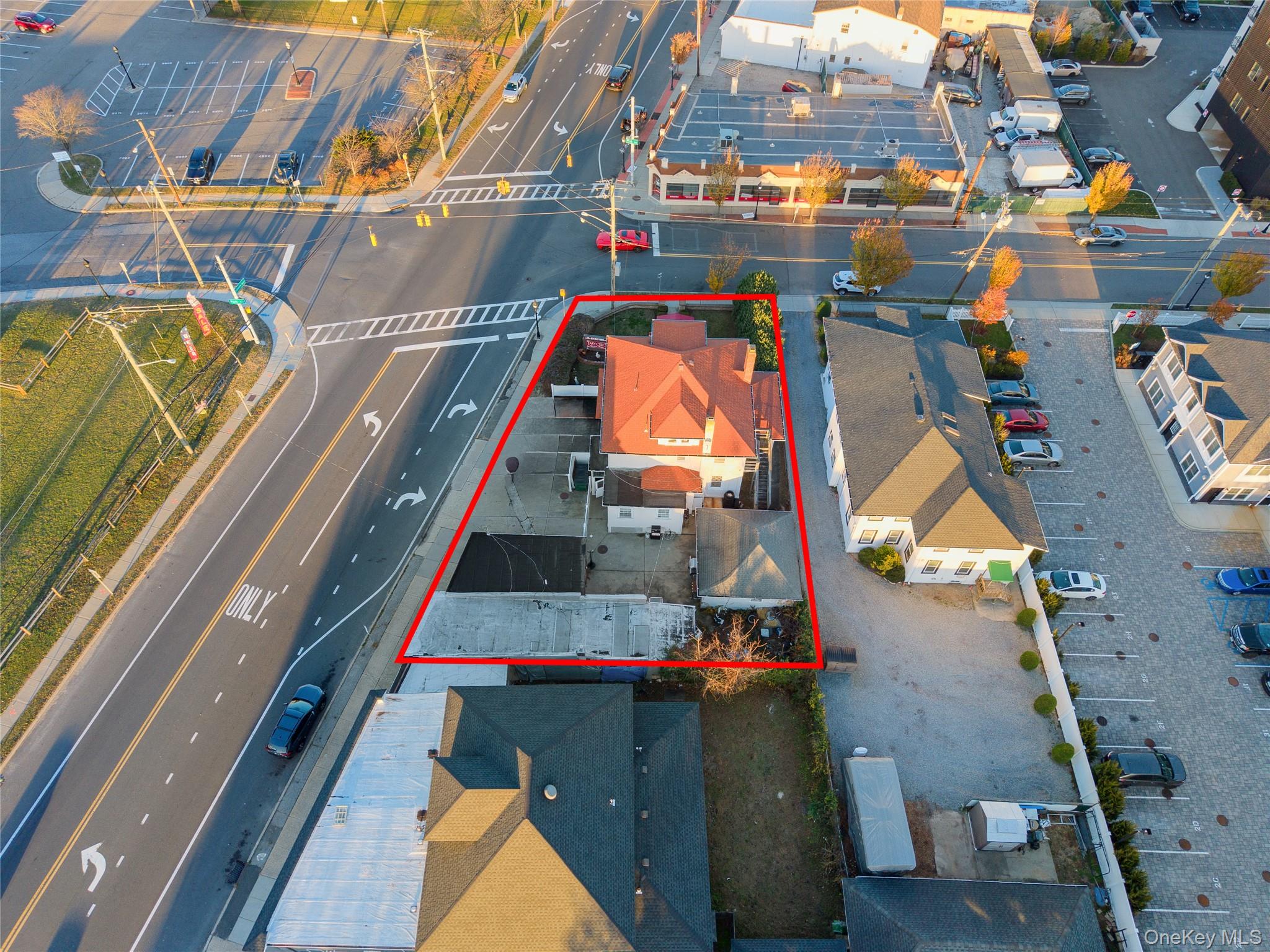 #8 photo, 70 Park Avenue, Bay Shore , NY 11706