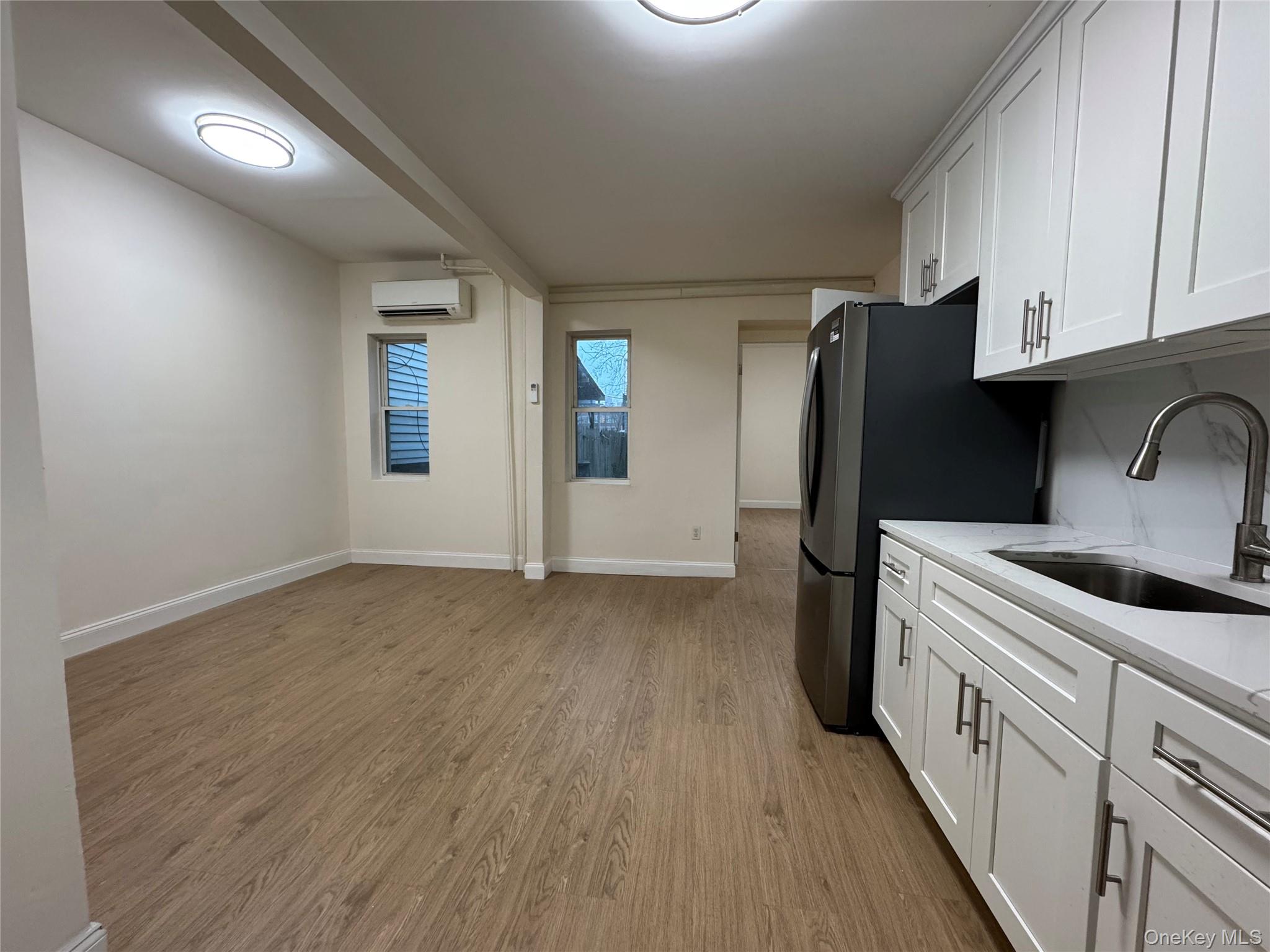 #4 photo, 1733 Zerega Avenue, Bronx , NY 10462