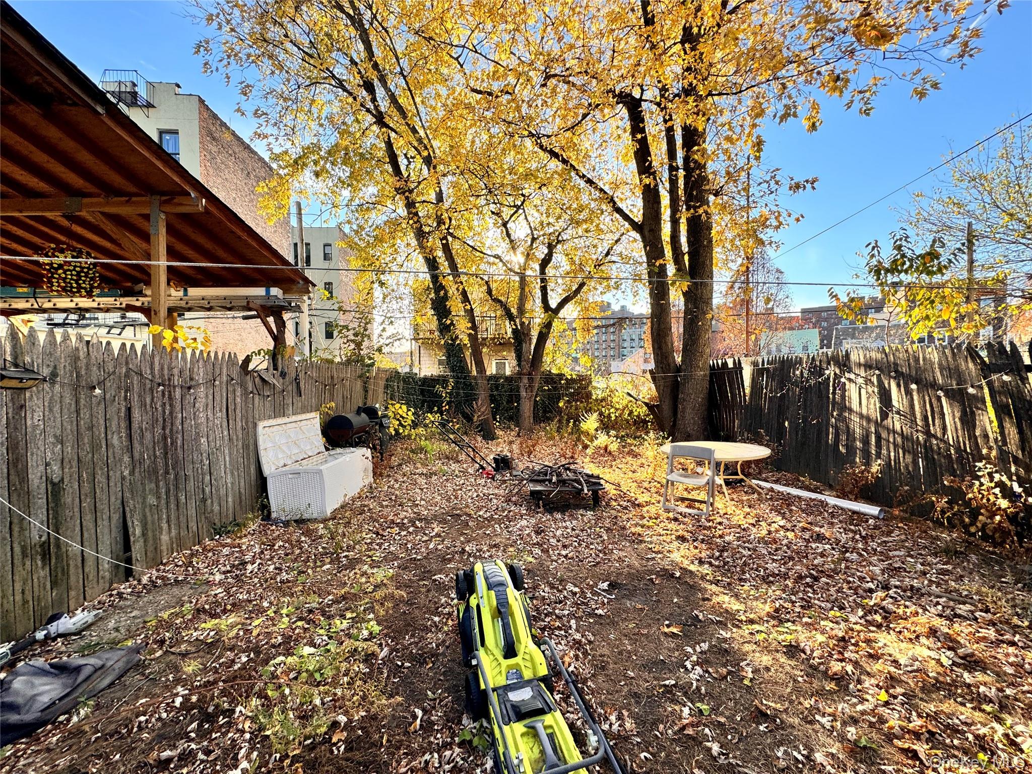 #5 photo, 1733 Zerega Avenue, Bronx , NY 10462