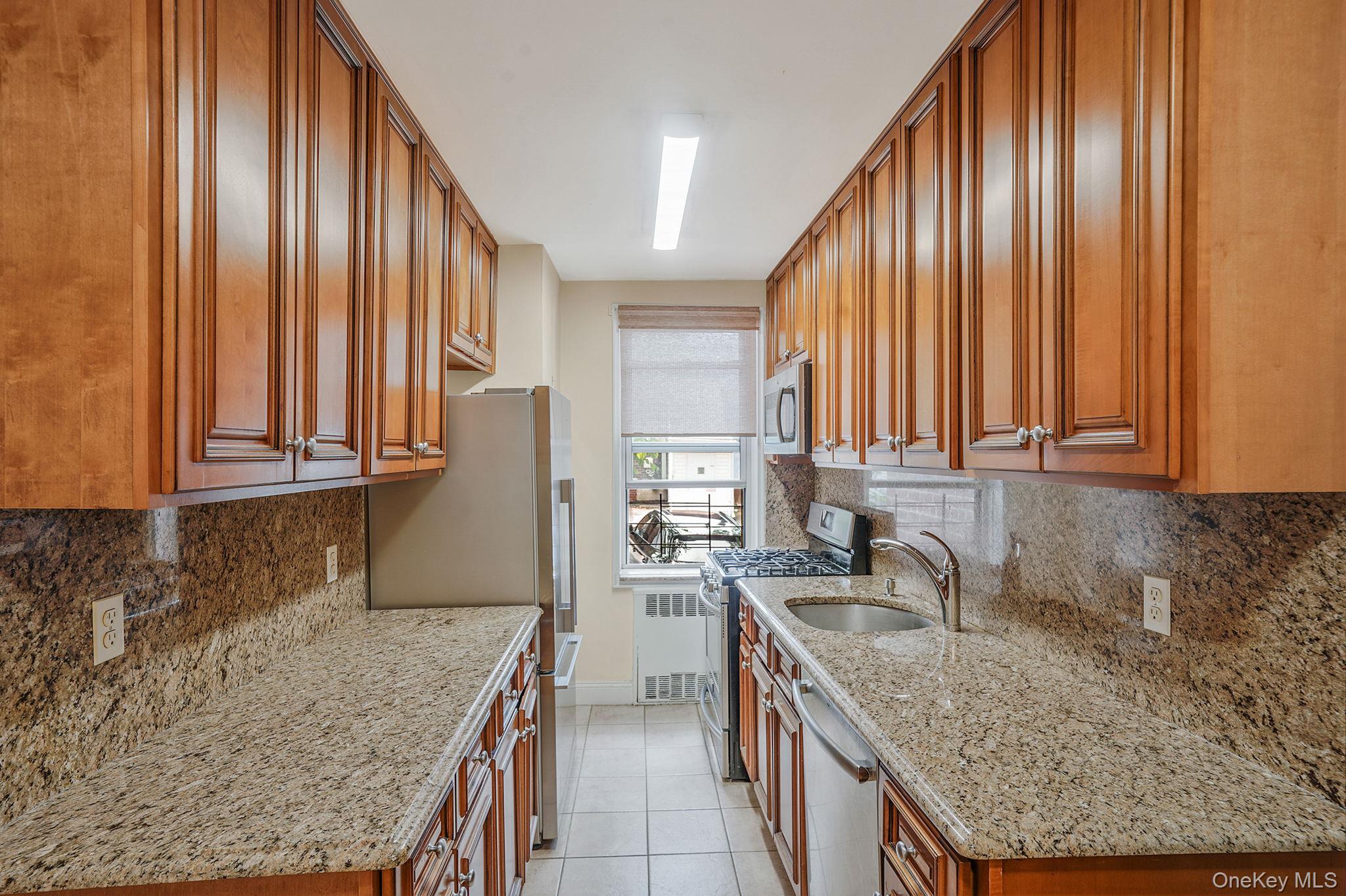 #12 photo, 103-26 68th Avenue, Forest Hills , NY 11375