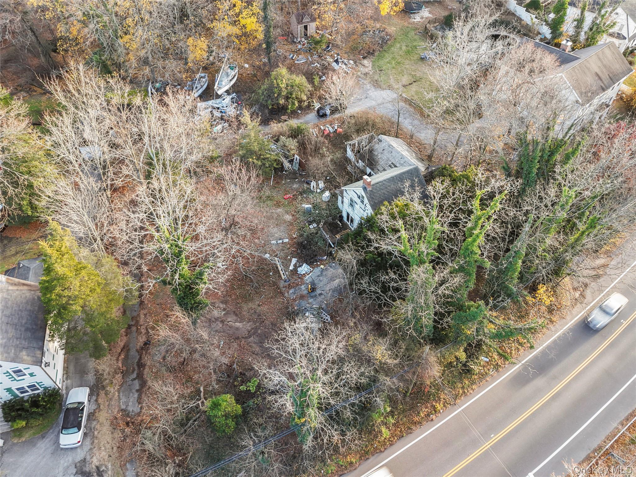 #3 photo, 372 Main St, सफ़ोक काउंटी East Setauket , NY 11733