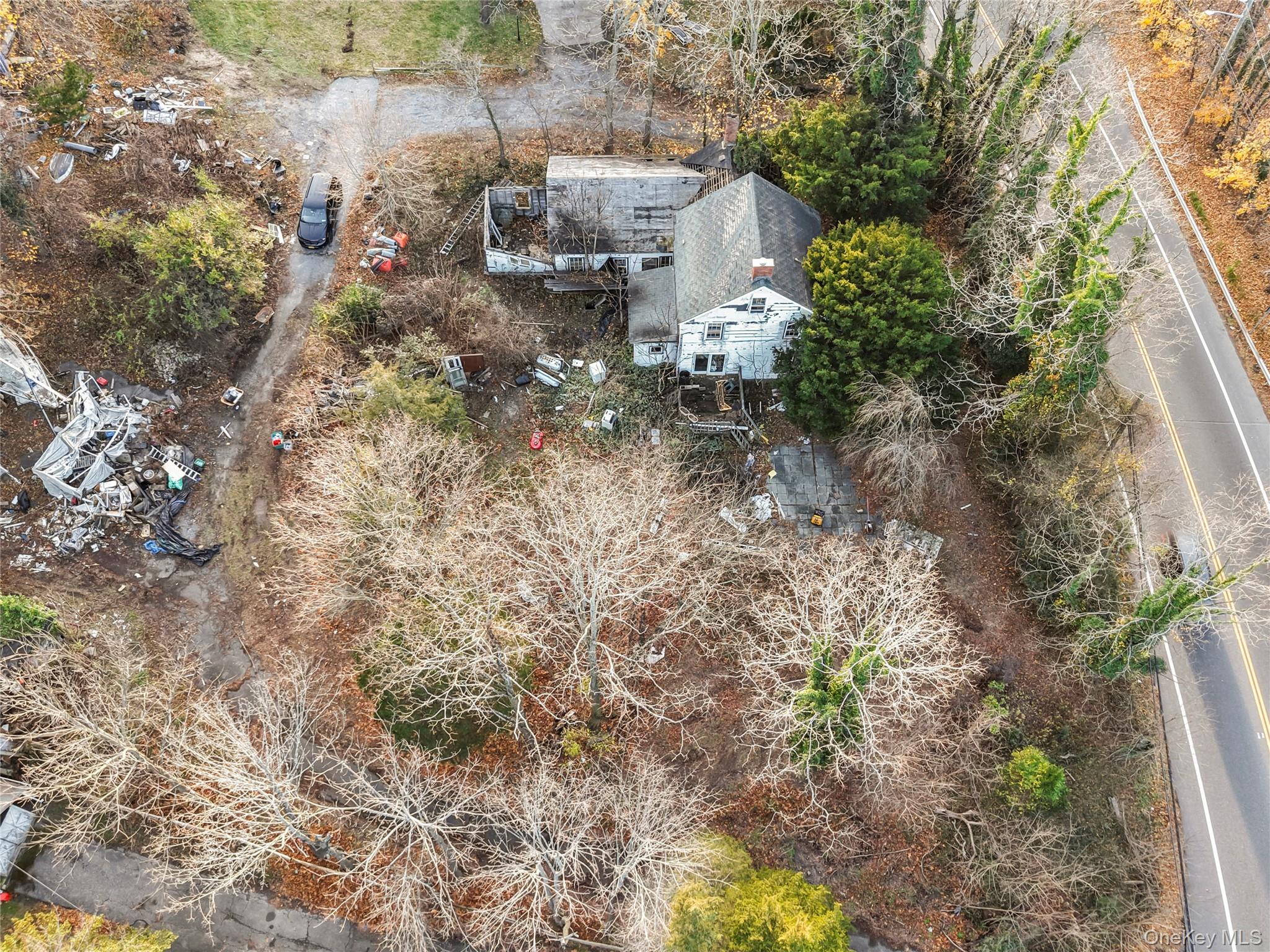 #4 photo, 372 Main St, सफ़ोक काउंटी East Setauket , NY 11733