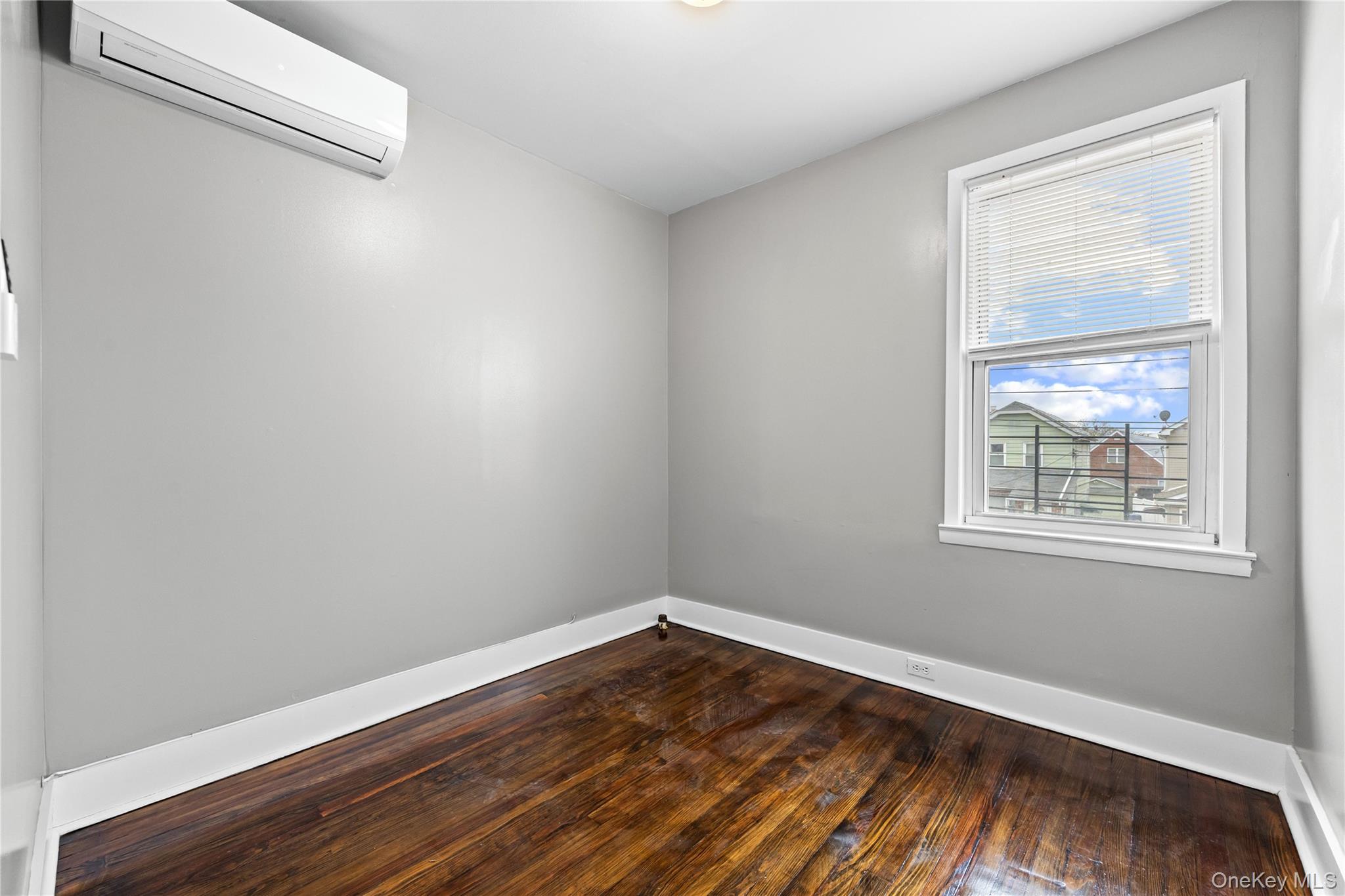 #16 photo, 42-25 189th Street, Куинс ‖ Flushing , NY 11358