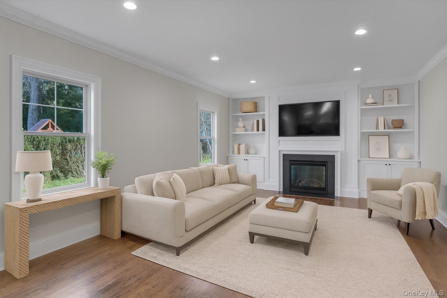 #10 photo, 44 N Woodhull Road, সাফোক কাউন্টি Huntington , NY 11743