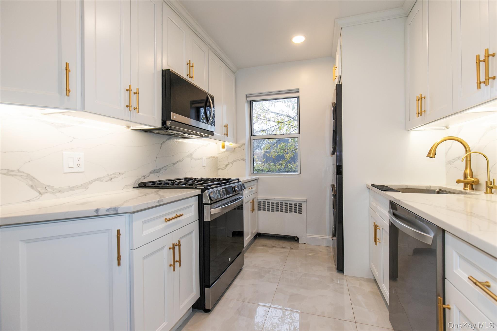 #12 photo, 6-8 Wooleys Lane, Great Neck , NY 11023