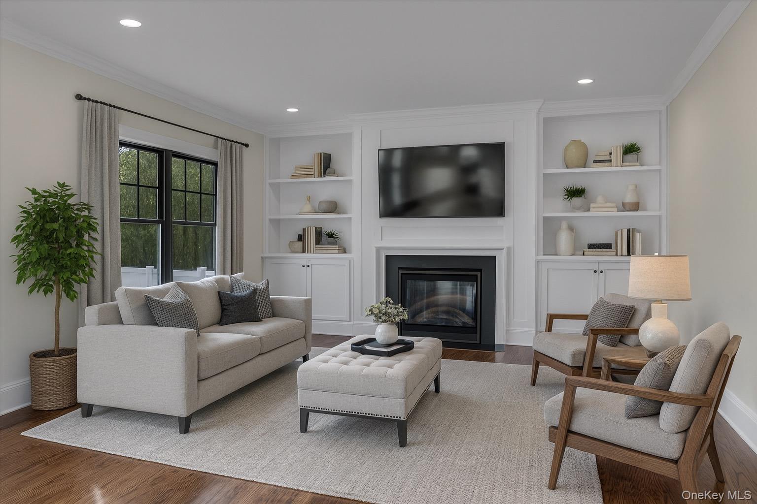 #10 photo, 40 N Woodhull Road, Huntington , NY 11743