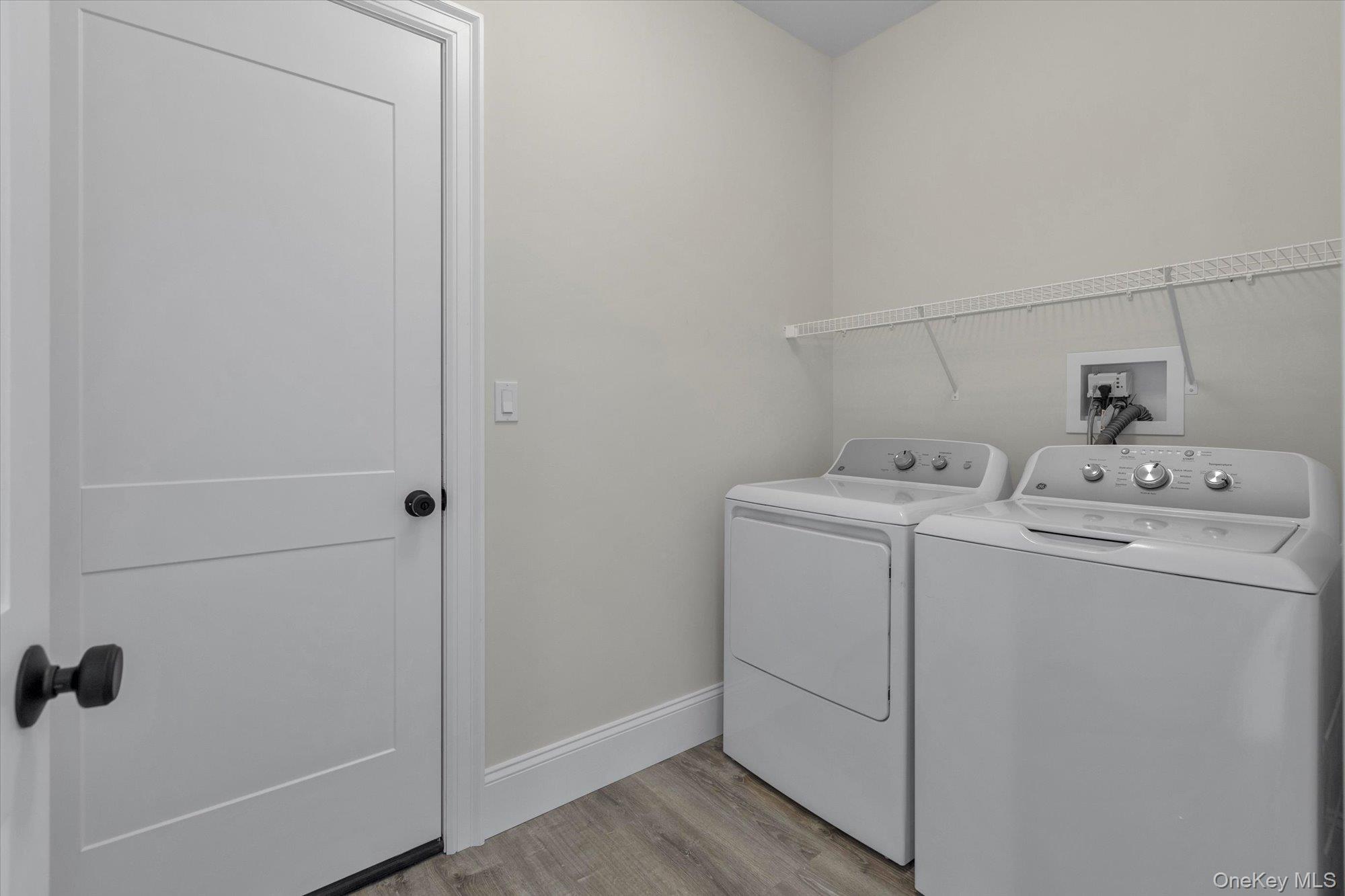 #13 photo, 40 N Woodhull Road, Huntington , NY 11743