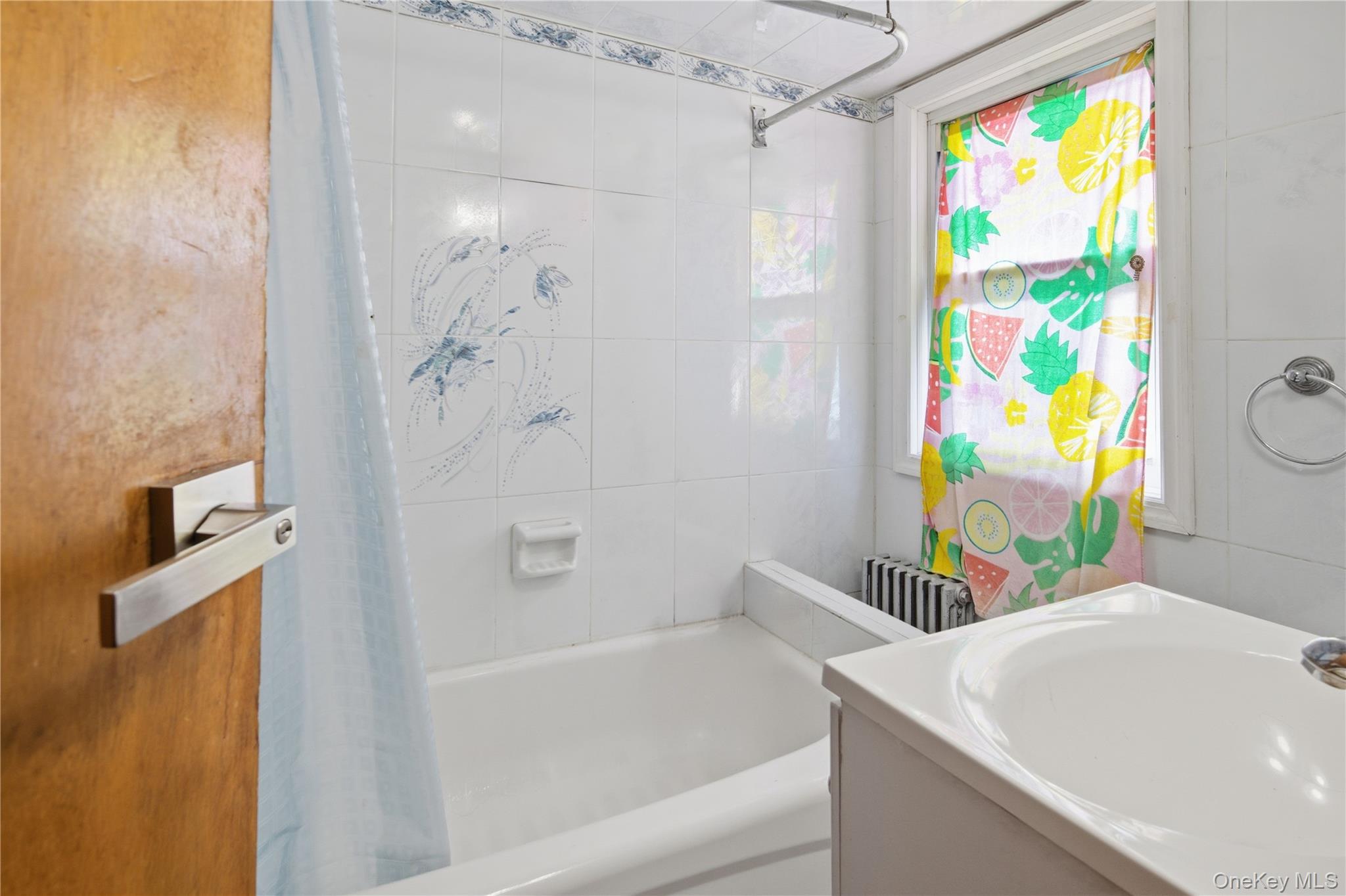 #12 photo, 820 Southern Parkway, מחוז נסאו Uniondale , NY 11553