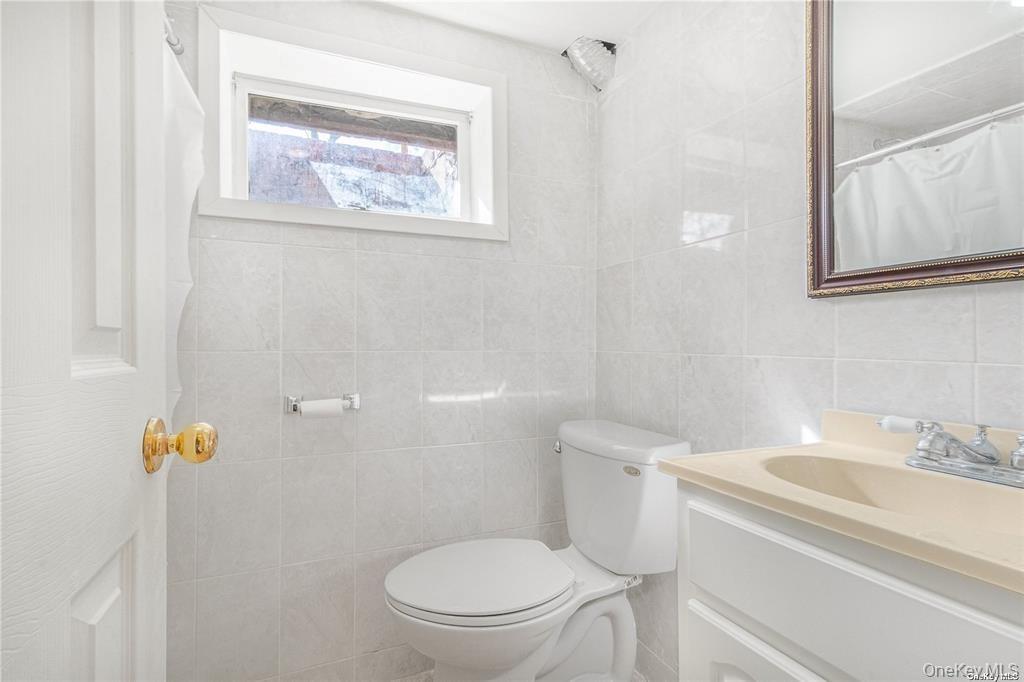 #18 photo, 820 Southern Parkway, מחוז נסאו Uniondale , NY 11553