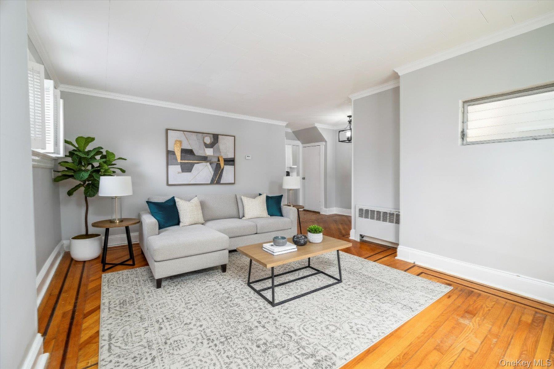 #8 photo, 108 Earle Avenue, מחוז נסאו Lynbrook , NY 11563