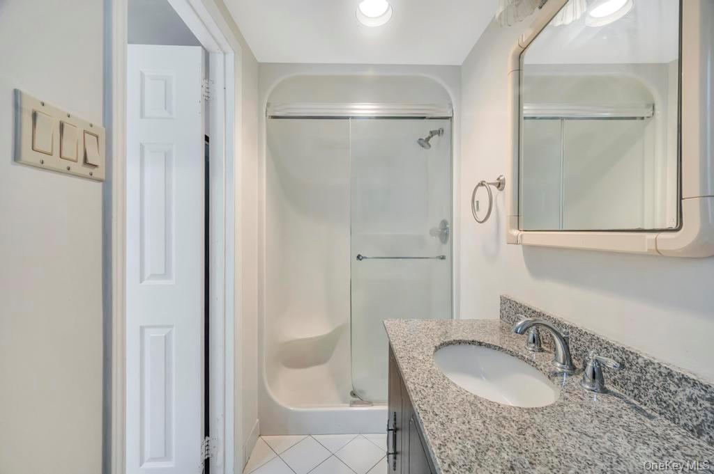 #13 photo, 90 Rockland Drive, Jericho , NY 11753