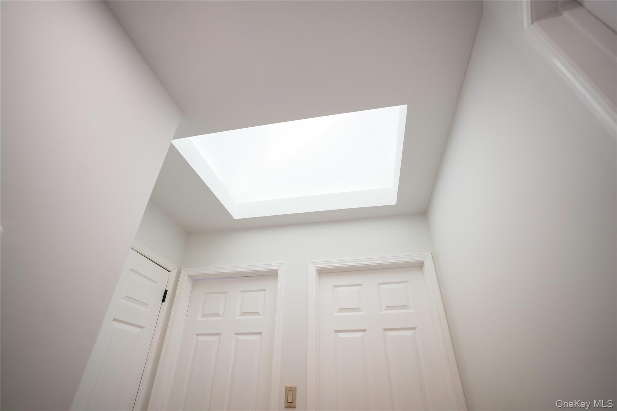 #20 photo, 90 Rockland Drive, Jericho , NY 11753