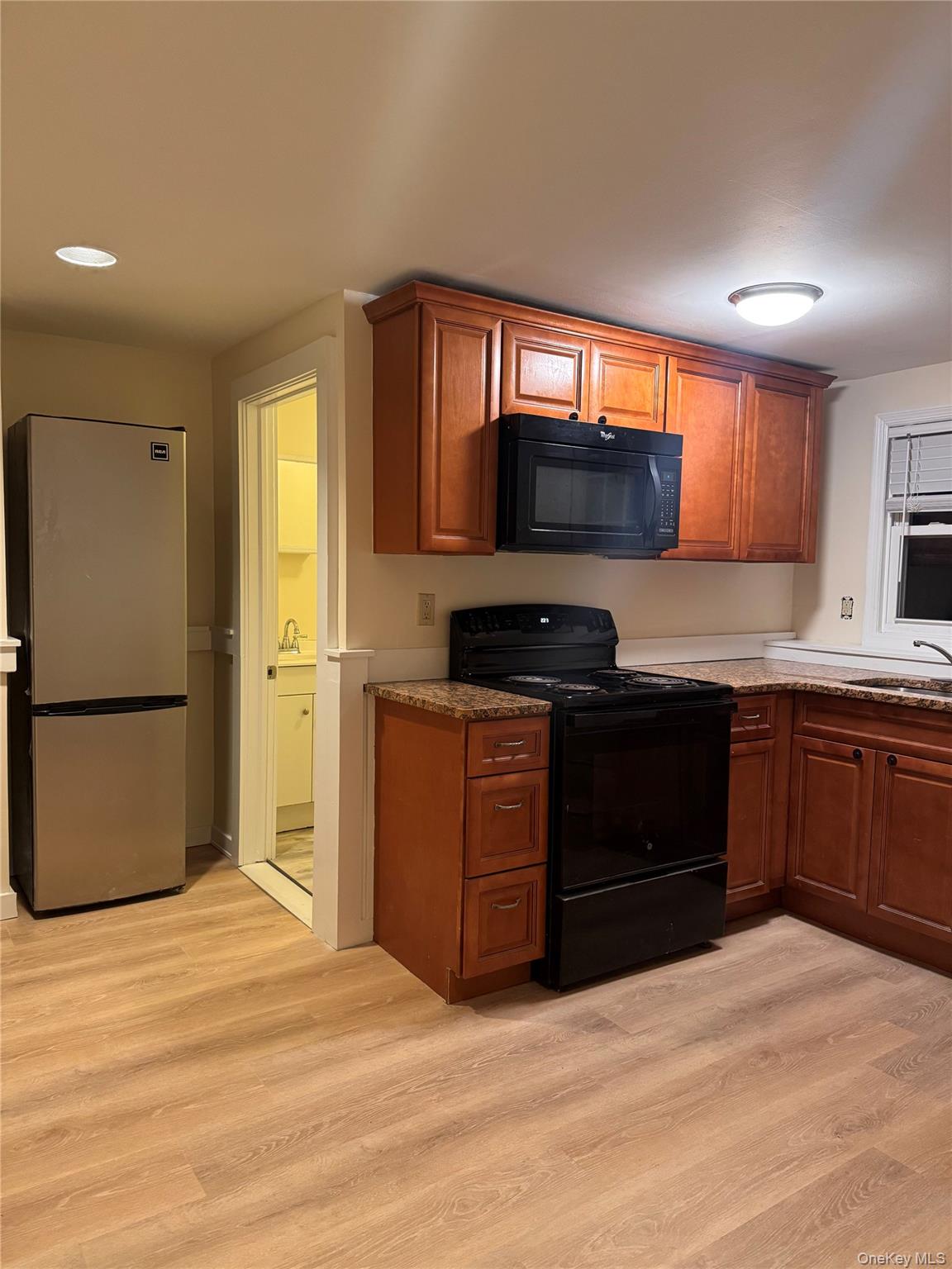 #2 photo, 62 Warwick Road, Нассау ‖ Island Park , NY 11558