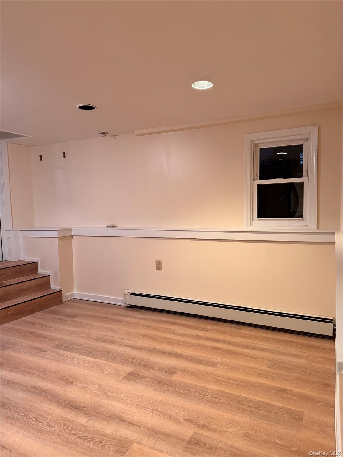 #4 photo, 62 Warwick Road, Нассау ‖ Island Park , NY 11558