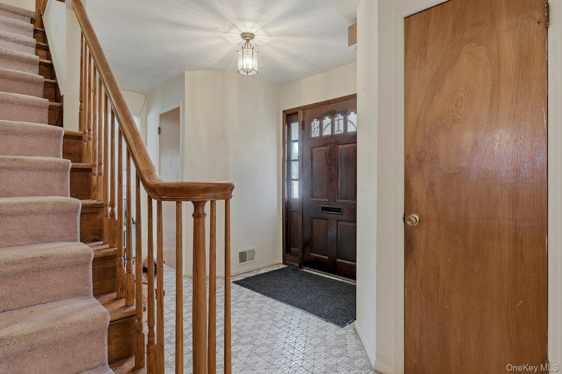 #6 photo, 1 Hillcrest Road, पोर्ट वॉशिंगटन Port Washington , NY 11050