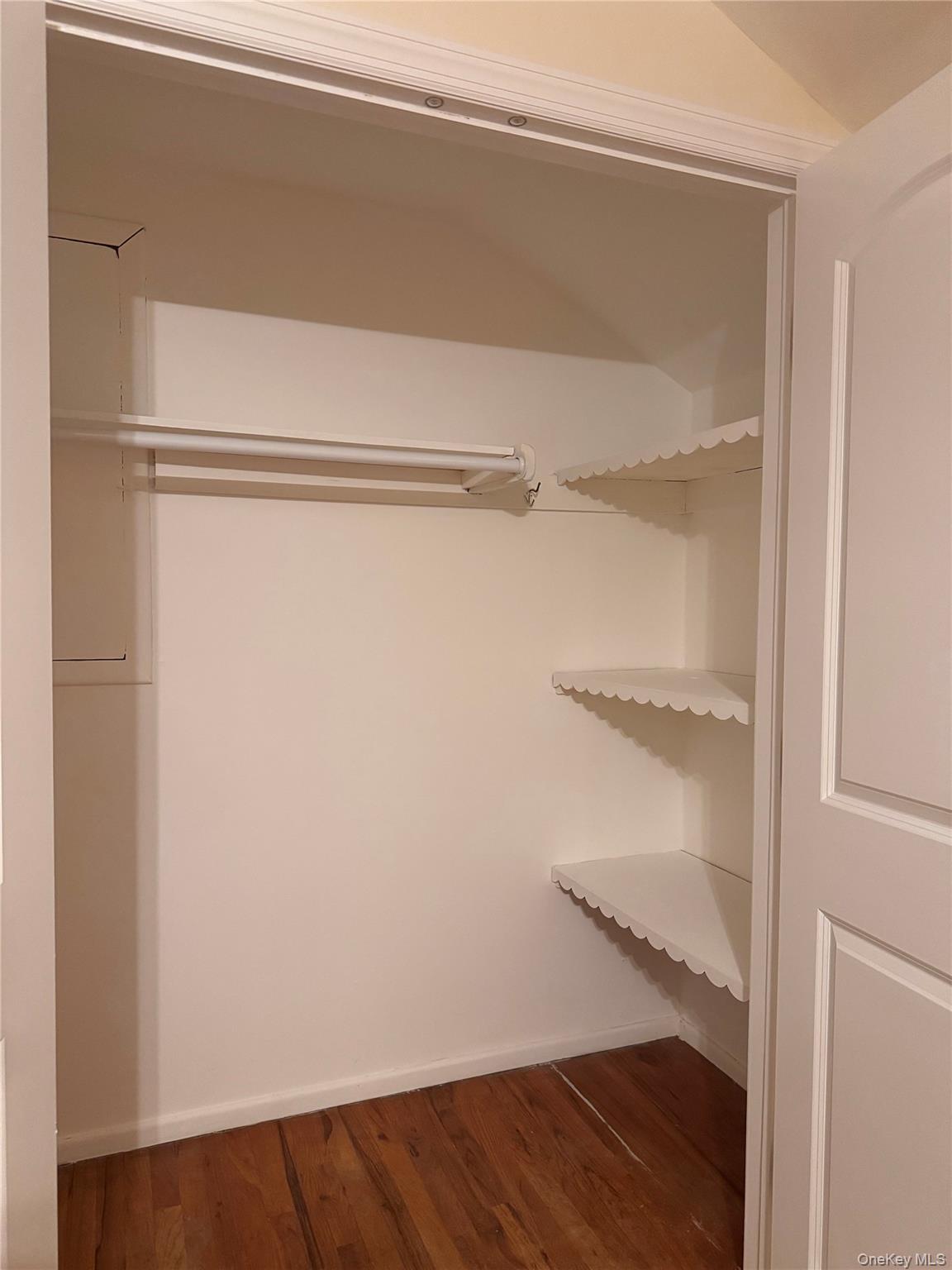 #18 photo, 62 Warwick Road, Нассау ‖ Island Park , NY 11558