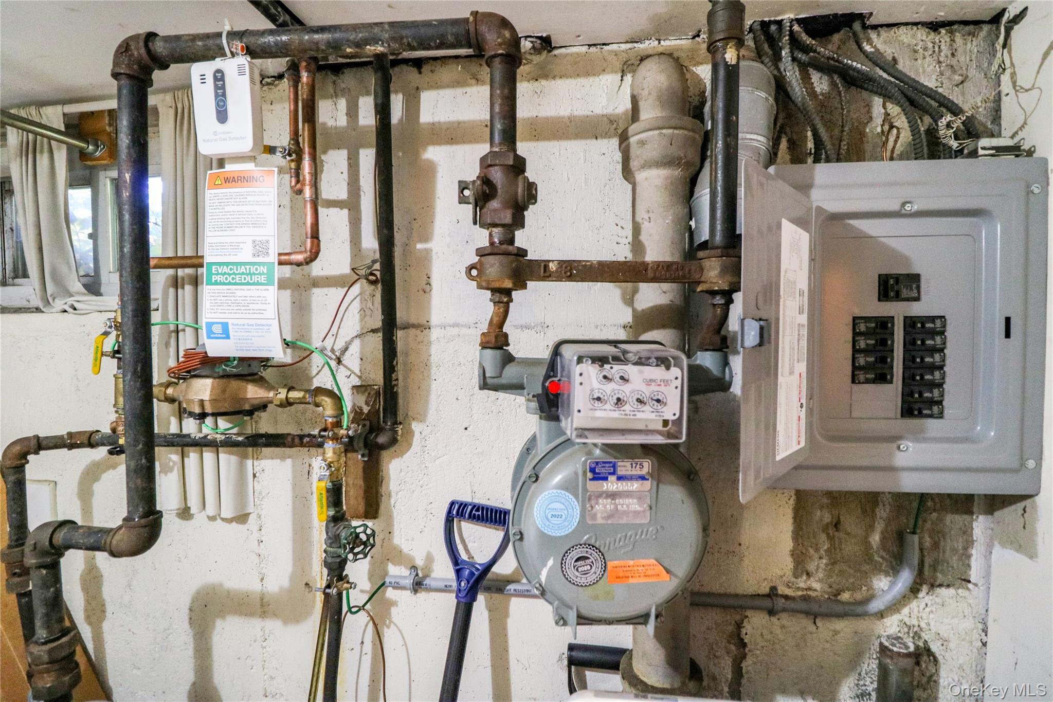 #19 photo, 21115 48th Avenue, Куинс ‖ Bayside , NY 11364