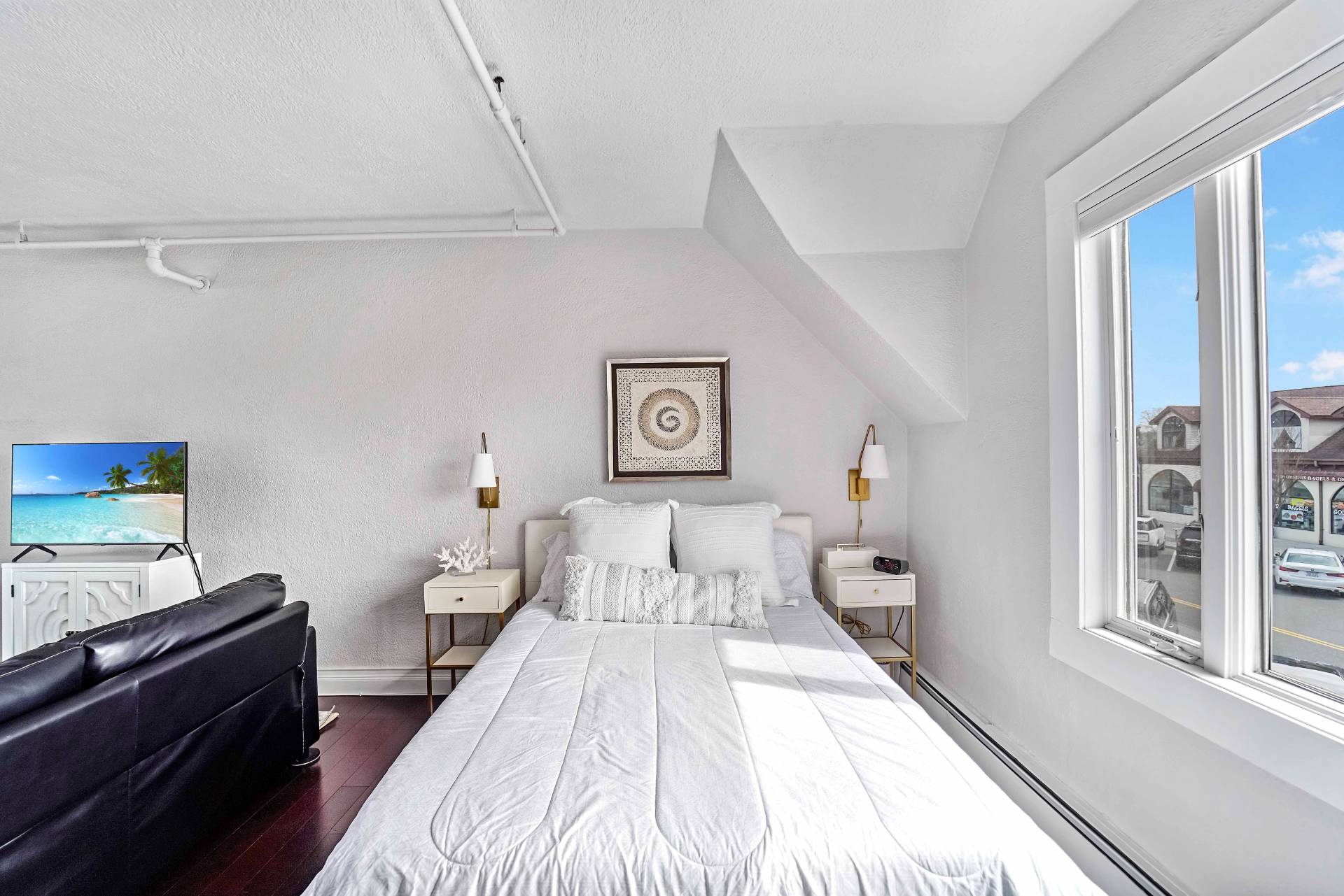 #9 photo, 52 Main Street, #1, Westhampton Beach , NY 11978