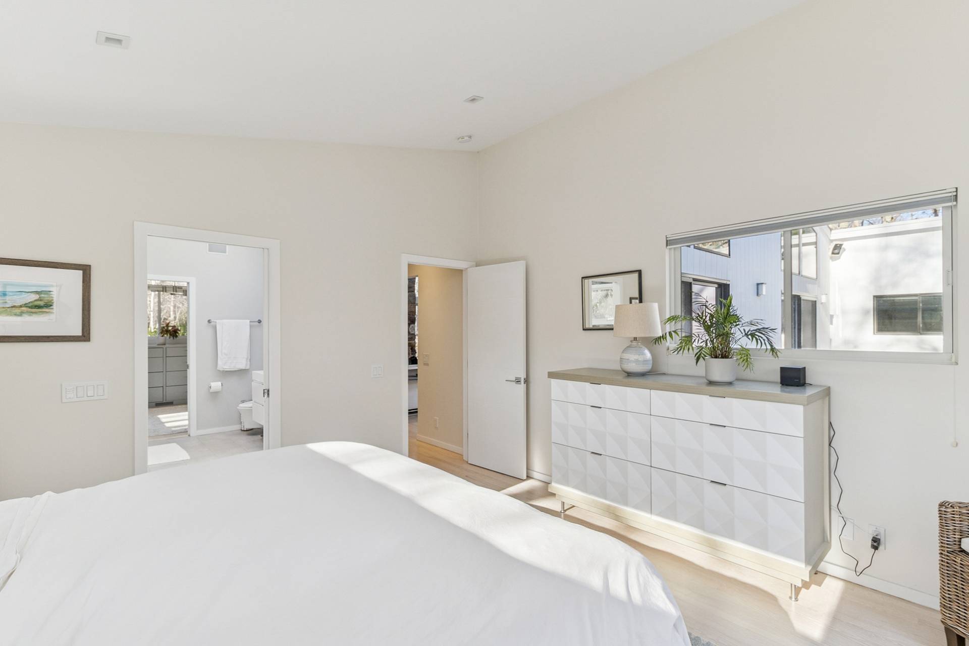 #20 photo, 56 North Woods Lane, East Hampton , NY 11937