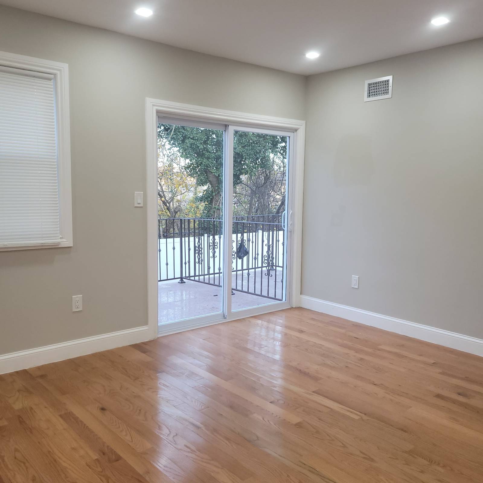 #11 photo, gateway blvd and new haven, Far Rockaway , NY 11691