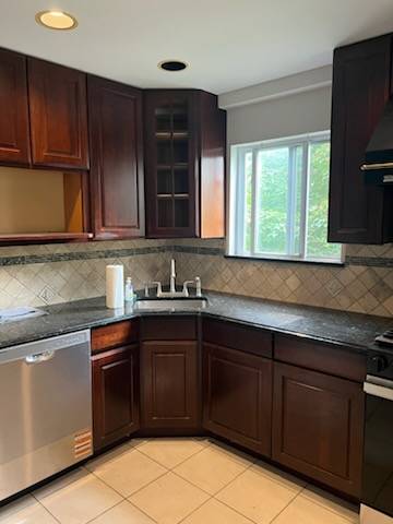 #5 photo, 264 Ward Ave, סטטן איילנד Brooklyn , NY 10304