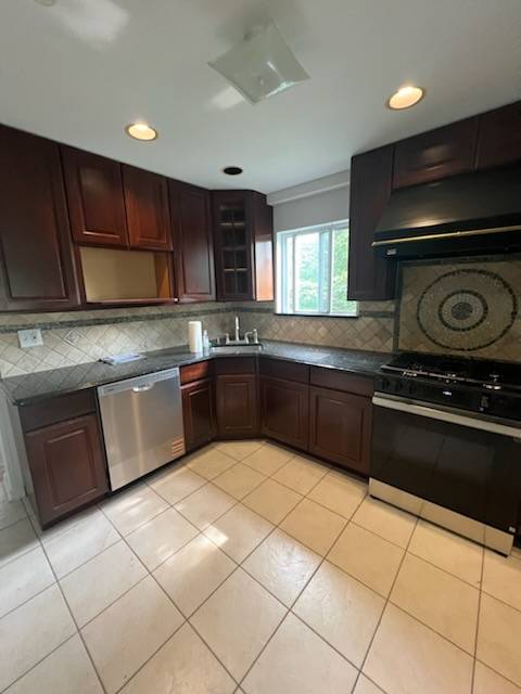 #6 photo, 264 Ward Ave, סטטן איילנד Brooklyn , NY 10304