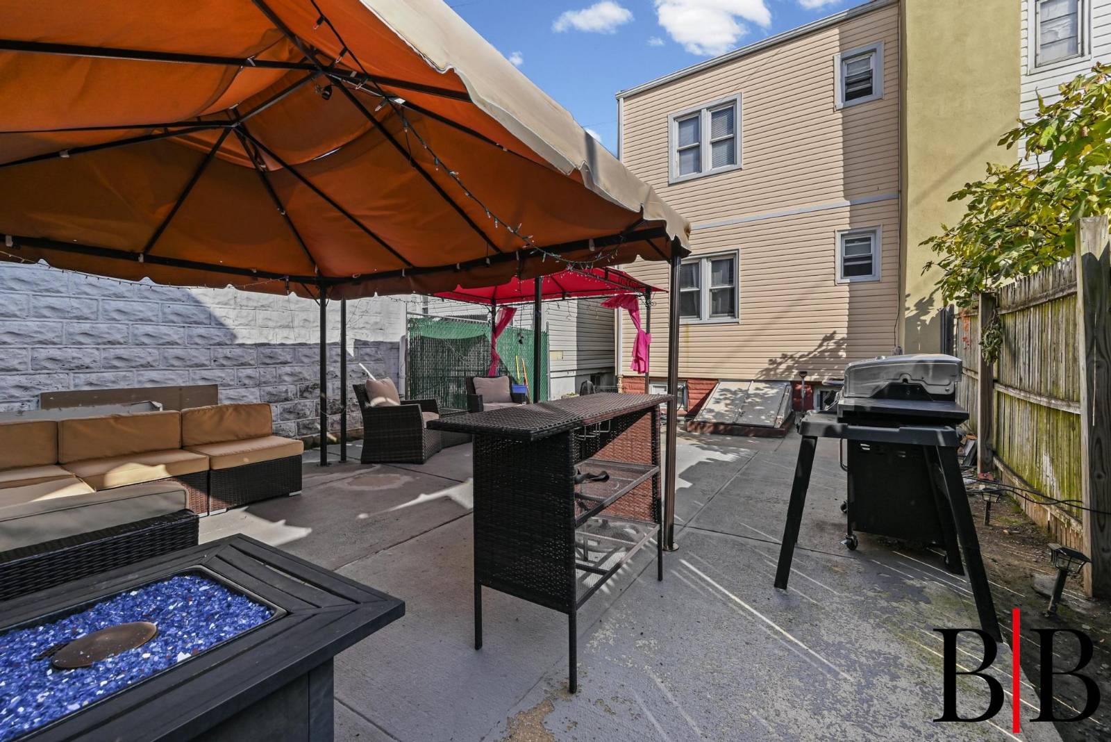 #20 photo, 1450 East 98 Street, Бруклин ‖ Canarsie , NY 11236