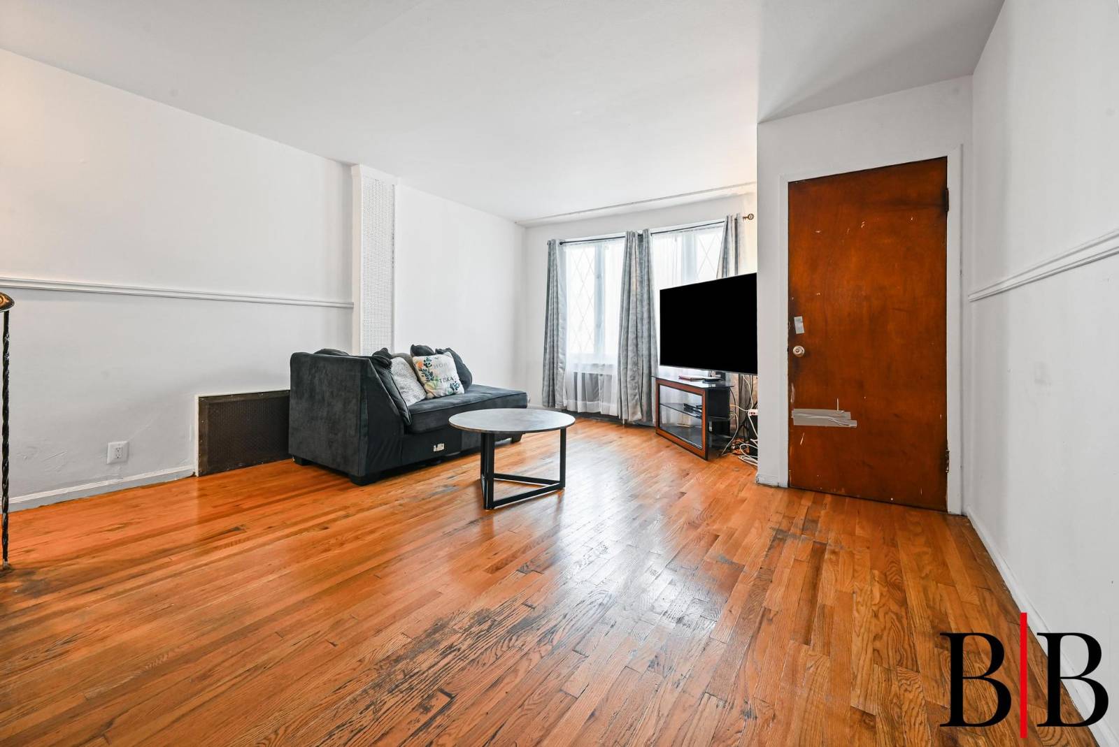 #4 photo, 1450 East 98 Street, Бруклин ‖ Canarsie , NY 11236