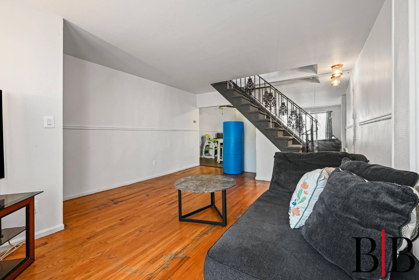 #5 photo, 1450 East 98 Street, Бруклин ‖ Canarsie , NY 11236