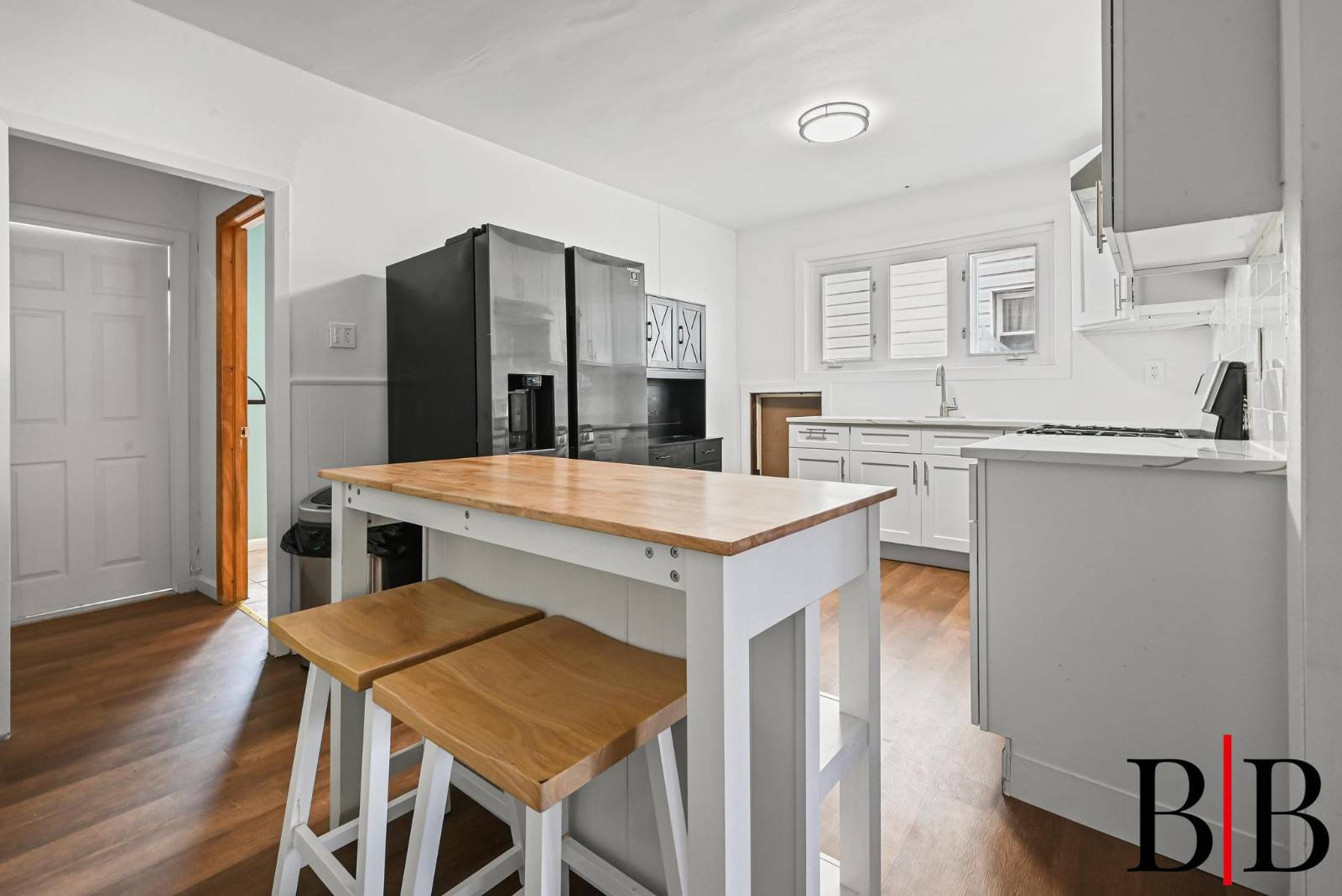 #6 photo, 1450 East 98 Street, Бруклин ‖ Canarsie , NY 11236