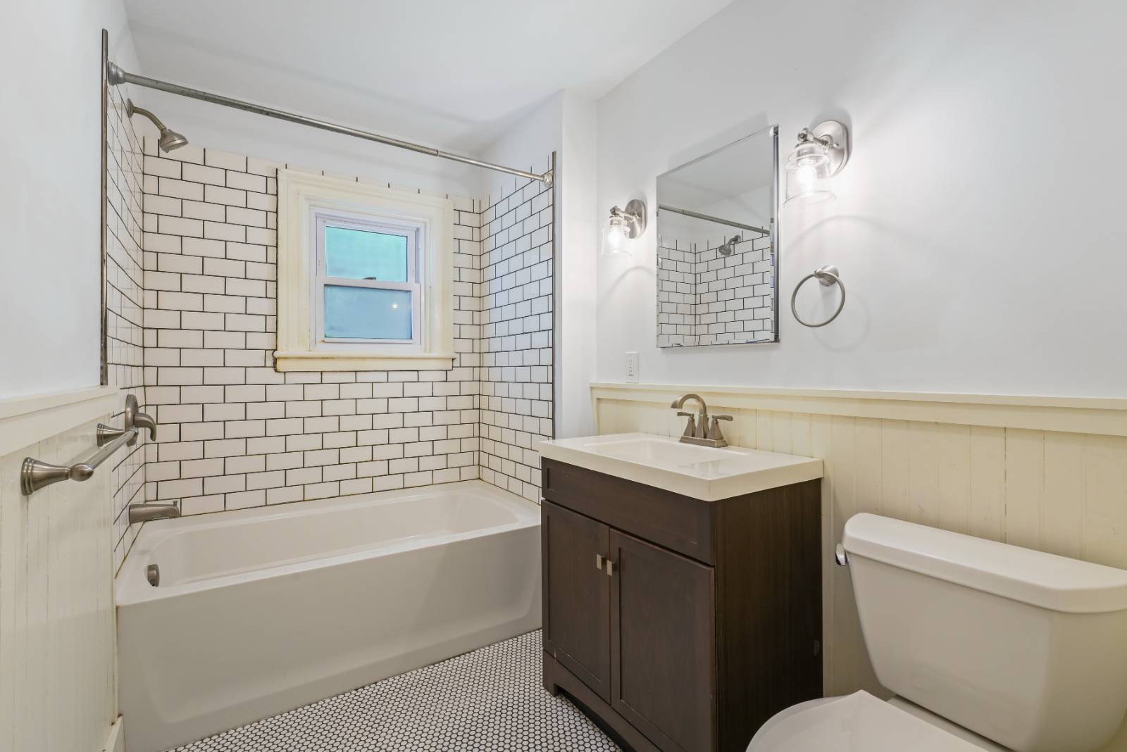 #23 photo, 130 Van Dam Street, #2, Saratoga Springs , NY 12866